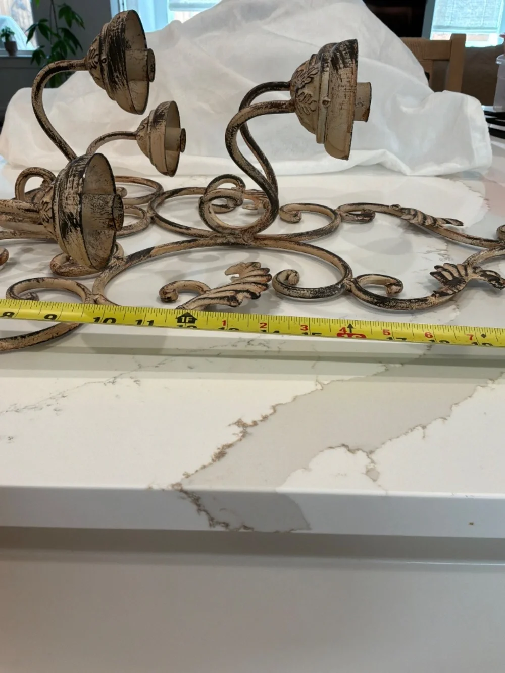 Wall candle holder